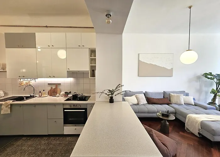 Design Old Town Aprt - Blue Church & Park - Ac Appartement *