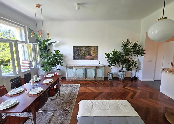 Design Old Town Aprt - Blue Church & Park - Ac