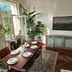 Design Old Town Aprt - Blue Church & Park - Ac Apartment
